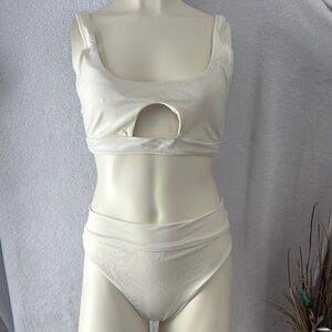 Elegant Cream Women's bikini‎